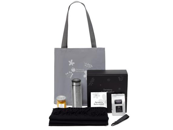 Подарочный набор «Re:f. Walk» с палантином, шопером и термосом